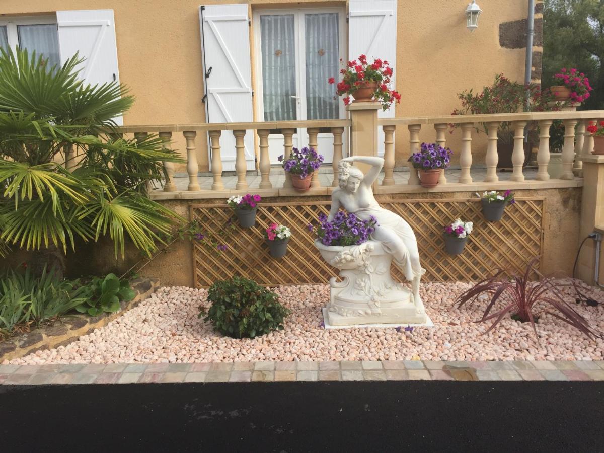 Le Petitepinay Bed & Breakfast Moitron-sur-Sarthe Bagian luar foto
