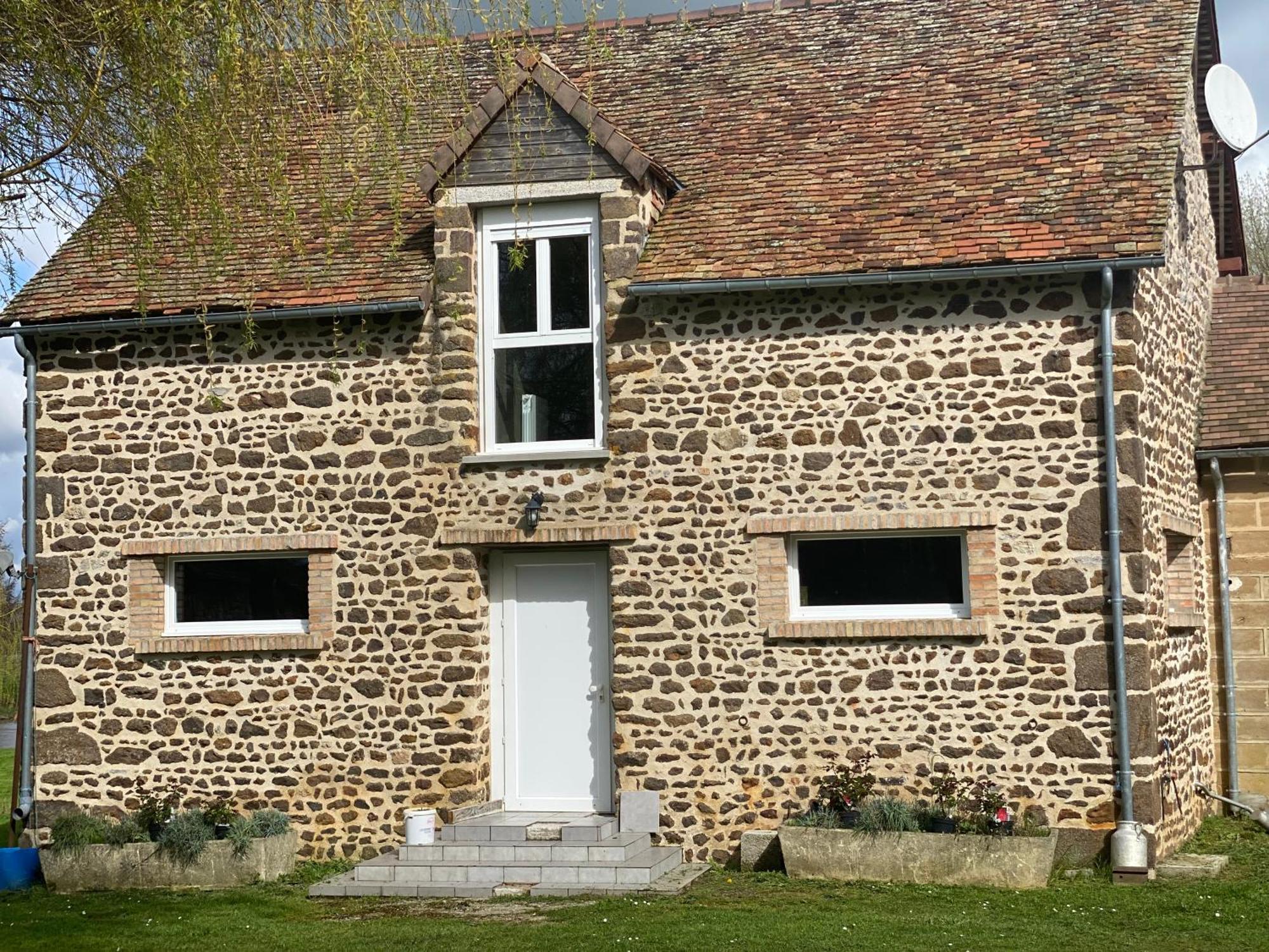 Le Petitepinay Bed & Breakfast Moitron-sur-Sarthe Bagian luar foto
